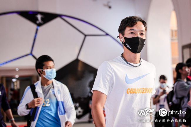 黄色电影小说图片