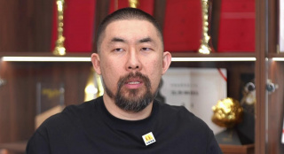 在电影院被欺负的女人们